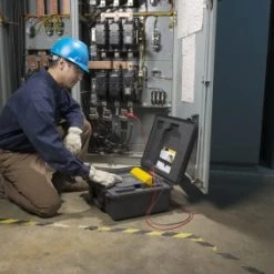 Fluke Détecteur De Tension '1550C FC 5KV Testeur De Résistance D''isolement Avec Connecteur IR3000 FC' -d’appareils de mesure Soldes Boutique 1550c fc 5kv testeur de resistance d isolement avec connecteur ir3000 fc 1 2