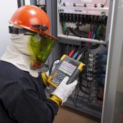 Fluke Détecteur De Tension 190-104/EU/S Color-ScopeMeter 4 Canaux 100 Mhz, Kit SCC Inclus -d’appareils de mesure Soldes Boutique 190 104 eu s color scopemeter 4 canaux 100 mhz kit scc inclus 2