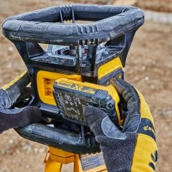 DeWalt DCE080D1RS-QW DCE080D1RS Laser Rotatif Rouge 18 Volt 2.0 Ah Li-ion Avec Bluetooth -d’appareils de mesure Soldes Boutique dce080d1rs qw dce080d1rs laser rotatif rouge 18 volt 2 0 ah li ion avec bluetooth 4